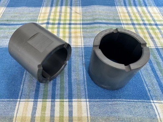 SSiC Durezza della bussola Ra0.4μm Finitura superficiale Bussole robuste in carburo di silicio per macchine tessili